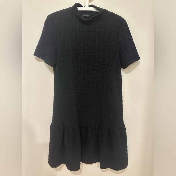 Black Dress - Picture 2 of 6